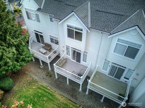 5500 Harbour Pointe Boulevard R103, Mukilteo WA 98275