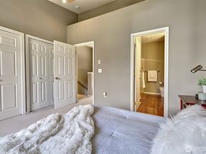 5500 Harbour Pointe Boulevard R103, Mukilteo WA 98275