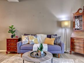5500 Harbour Pointe Boulevard R103, Mukilteo WA 98275