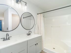 26221 116th Avenue SE F103, Kent WA 98030