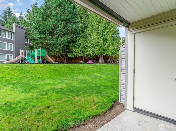 26221 116th Avenue SE F103, Kent WA 98030