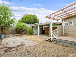 1400 4th Street, Bremerton WA 98337