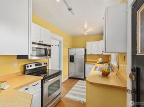 1400 4th Street, Bremerton WA 98337