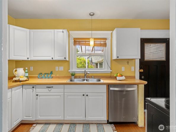1400 4th Street, Bremerton WA 98337