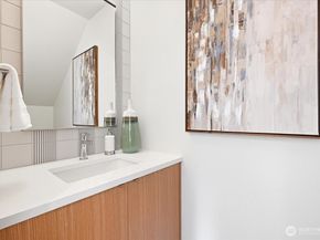 13049 39th Avenue NE, Seattle WA 98125