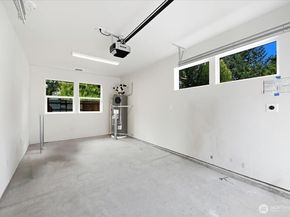 13049 39th Avenue NE, Seattle WA 98125