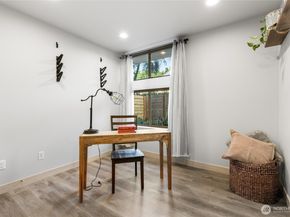814 NW 54th St A, Seattle WA 98107