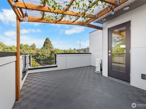 814 NW 54th St A, Seattle WA 98107