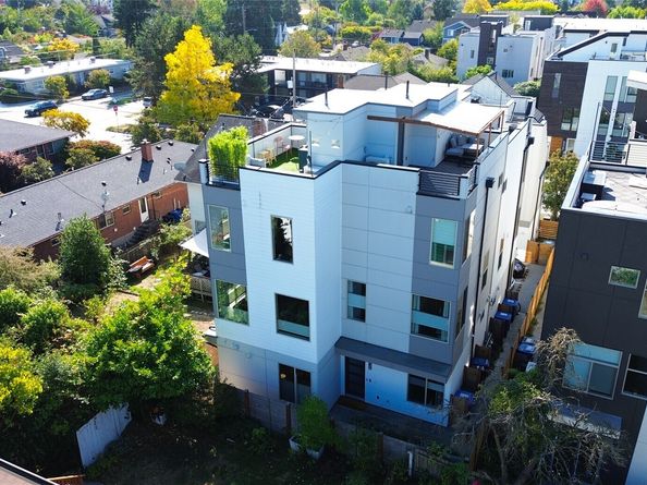 814 NW 54th St A, Seattle WA 98107