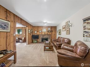 13312 230th Avenue SE, Issaquah WA 98027