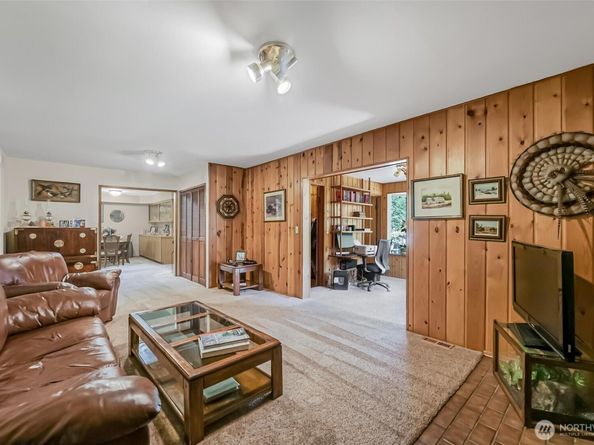 13312 230th Avenue SE, Issaquah WA 98027
