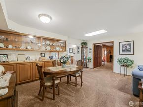 13312 230th Avenue SE, Issaquah WA 98027