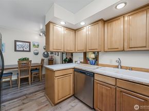 13312 230th Avenue SE, Issaquah WA 98027