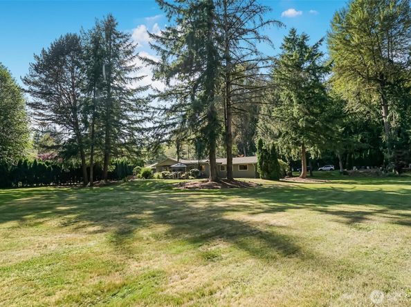 13312 230th Avenue SE, Issaquah WA 98027