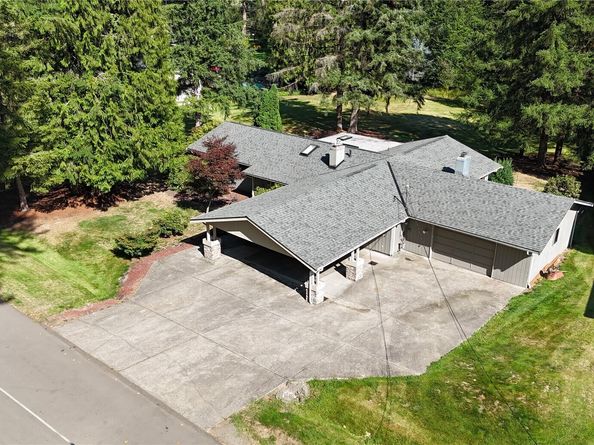 13312 230th Avenue SE, Issaquah WA 98027