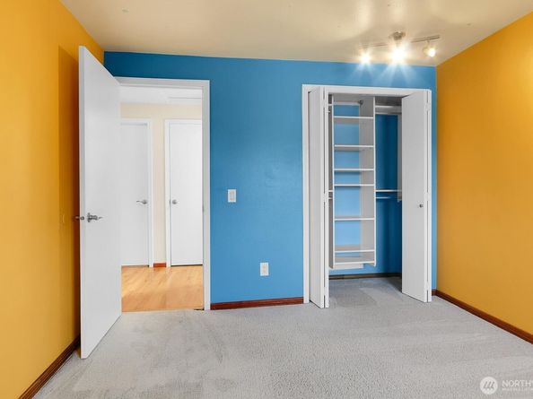 17217 Larch Way, Lynnwood WA 98037