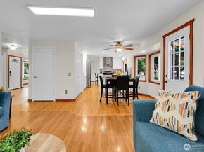17217 Larch Way, Lynnwood WA 98037