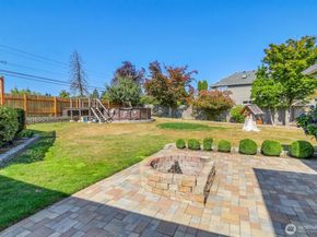 17217 Larch Way, Lynnwood WA 98037