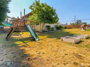 17217 Larch Way, Lynnwood WA 98037