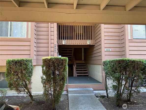 4806 187th Place S A202, SeaTac WA 98188