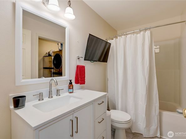 2001 120th Place SE 9103, Everett WA 98208