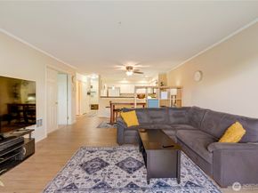 2001 120th Place SE 9103, Everett WA 98208