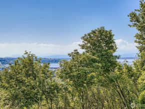 1111 S Atlantic Street 211, Seattle WA 98134