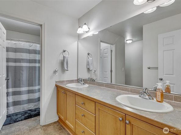 3370 S 283rd Lane 26, Auburn WA 98001