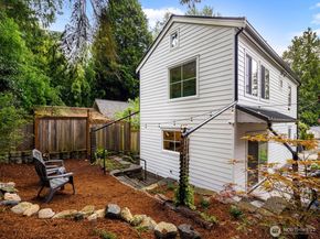 13333 25th Avenue NE, Seattle WA 98125