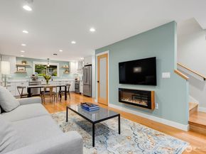 13333 25th Avenue NE, Seattle WA 98125