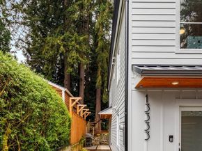 13333 25th Avenue NE, Seattle WA 98125