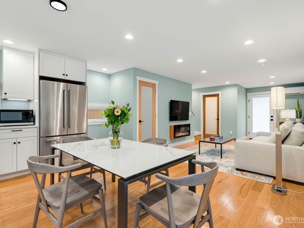 13333 25th Avenue NE, Seattle WA 98125