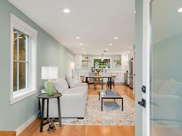 13333 25th Avenue NE, Seattle WA 98125