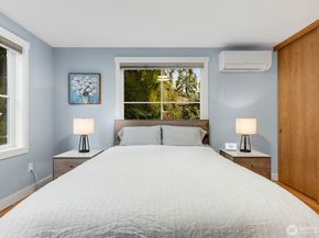 13333 25th Avenue NE, Seattle WA 98125