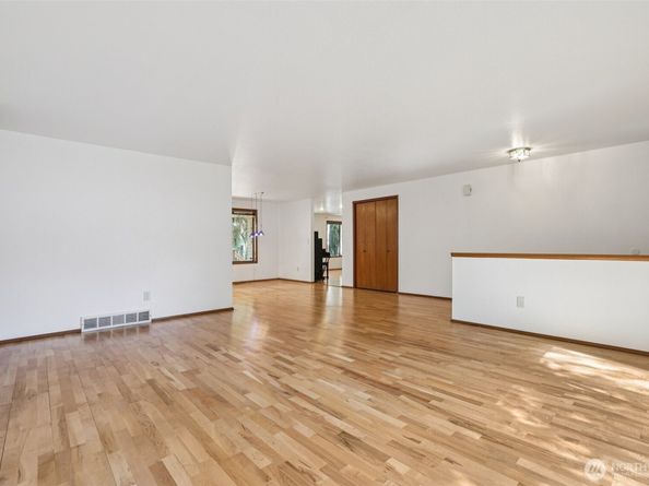 4632 SW 74th St, Mukilteo WA 98275