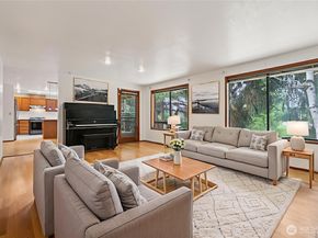 4632 SW 74th St, Mukilteo WA 98275