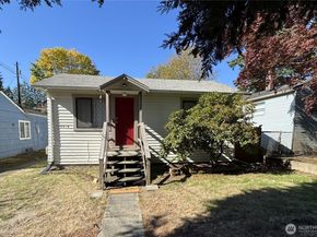 10019 Interlake Avenue N, Seattle WA 98133