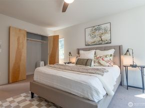 424 26th Avenue S, Seattle WA 98144
