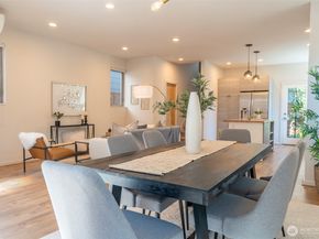 424 26th Avenue S, Seattle WA 98144