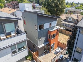 424 26th Avenue S, Seattle WA 98144