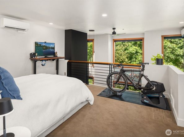 1605 E Pike Street 201, Seattle WA 98122