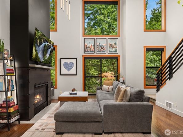 1605 E Pike Street 201, Seattle WA 98122