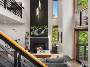 1605 E Pike Street 201, Seattle WA 98122