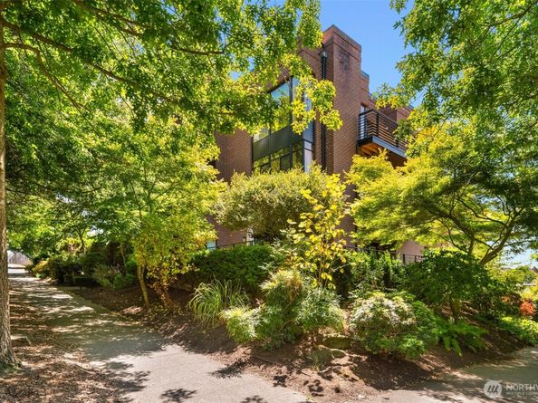 1605 E Pike Street 201, Seattle WA 98122