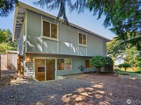 12055 25th Avenue NE, Seattle WA 98125
