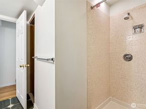 12055 25th Avenue NE, Seattle WA 98125
