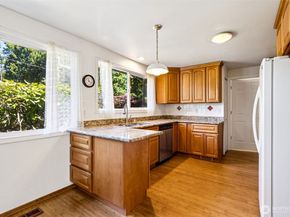 12055 25th Avenue NE, Seattle WA 98125
