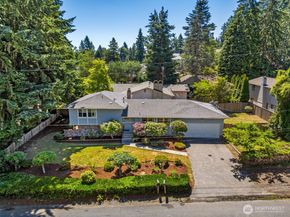 12055 25th Avenue NE, Seattle WA 98125