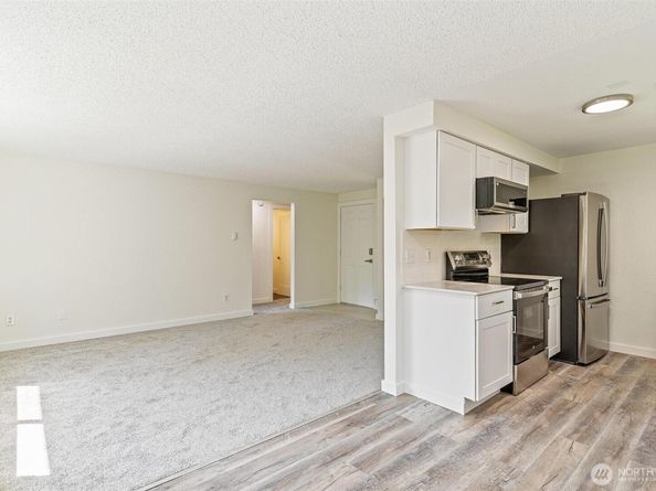 9126 1st Place NE 3, Lake Stevens WA 98258