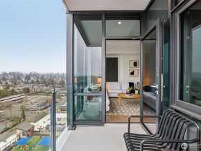 889 Avenue Square NE 503, Bellevue WA 98004